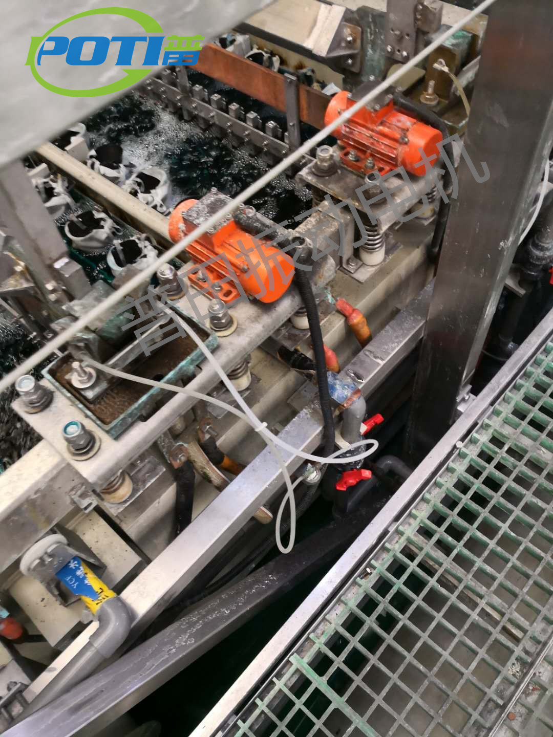 VBE三相振動(dòng)電機